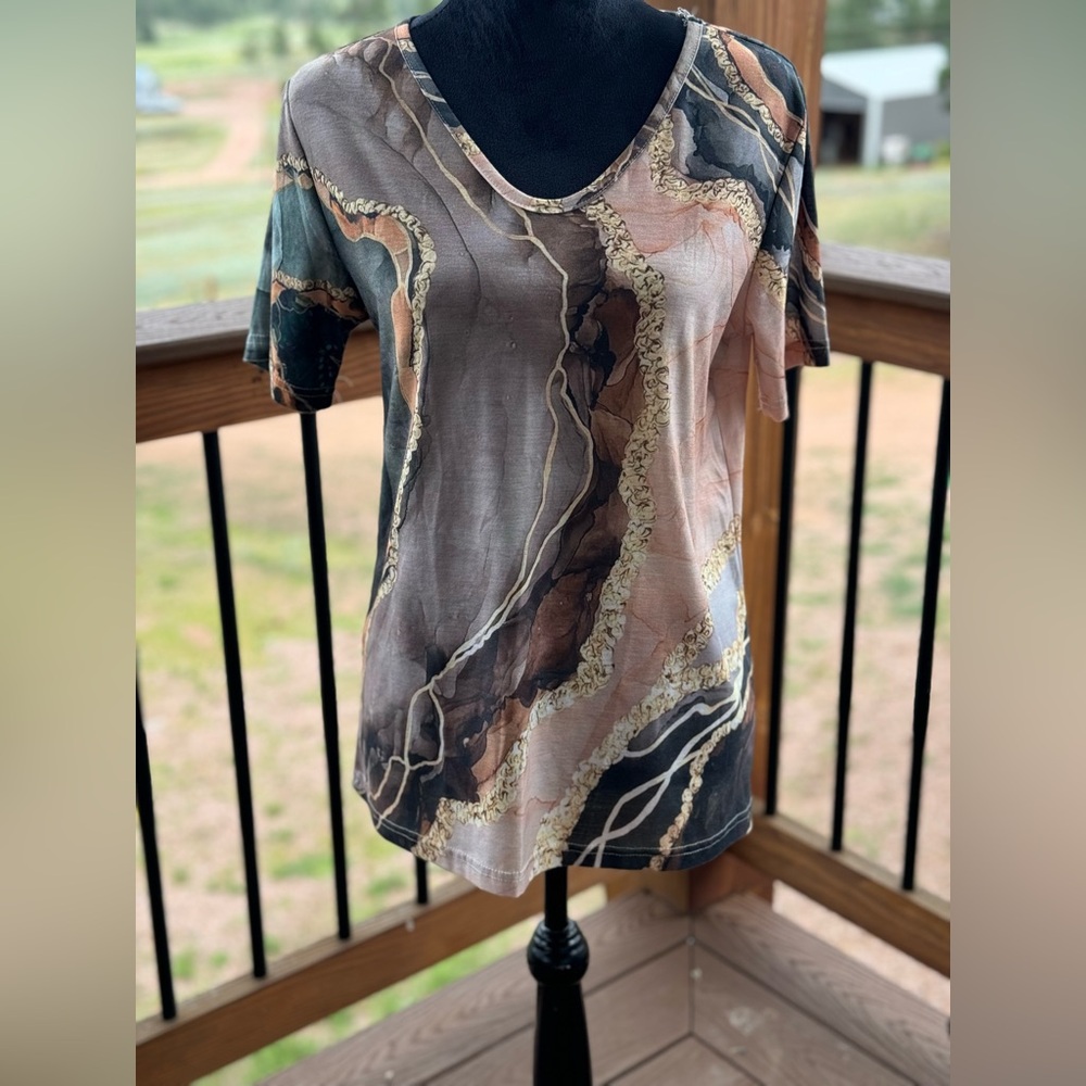 Casual Women’s Top - M